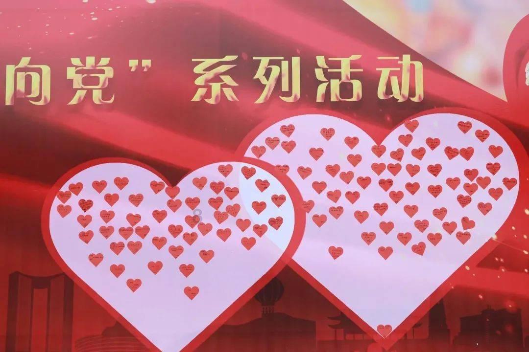 男人离异带孩，生活穷困潦倒，特别艰辛，找个过分担苦日子的女人，因为两个人过苦日子总比单身好？游戏画面